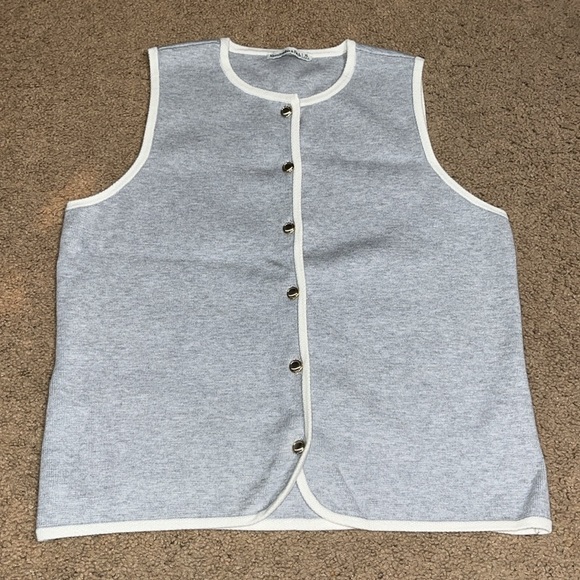 Abercrombie & Fitch A&F Mara Crew LuxeLoft Sweater Vest Gray XL - Picture 2 of 6